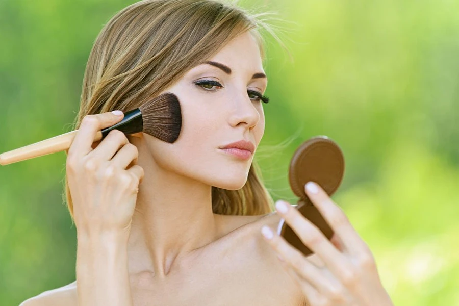 High-Quality Pink Cosmetic Brushes